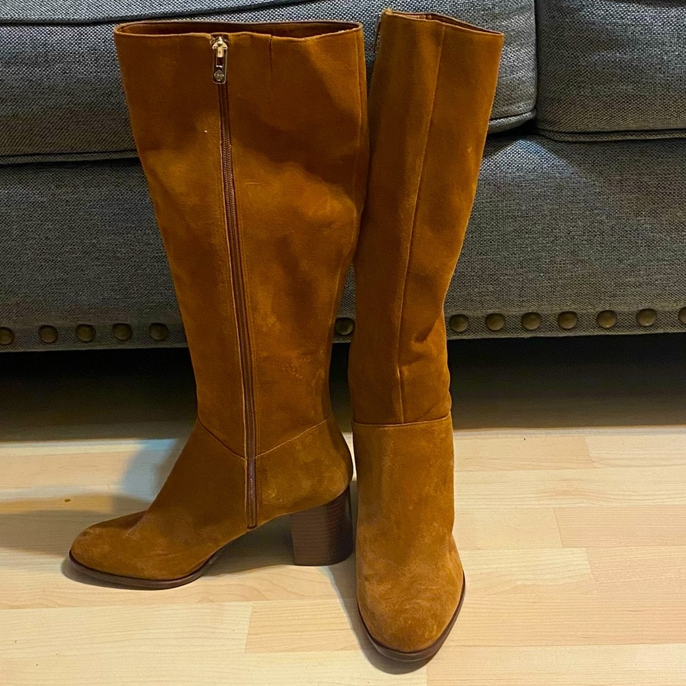 Brown boots